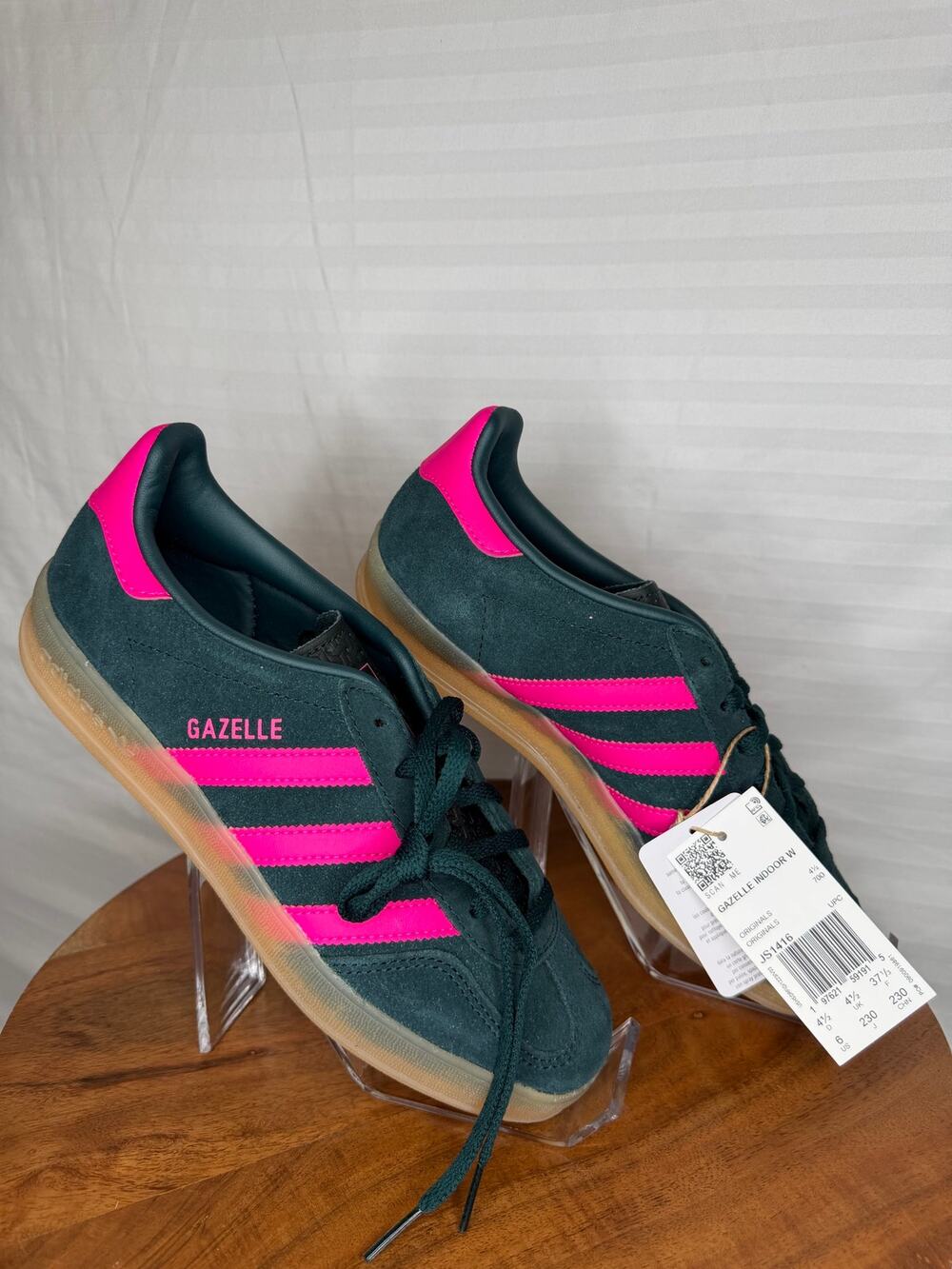NWT Adidas Gazelle Indoor W JS1416 Dark Green Pink Gum Women’s 6 MSRP $120